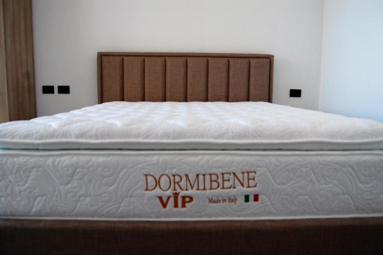 Era Palace Apartmán *